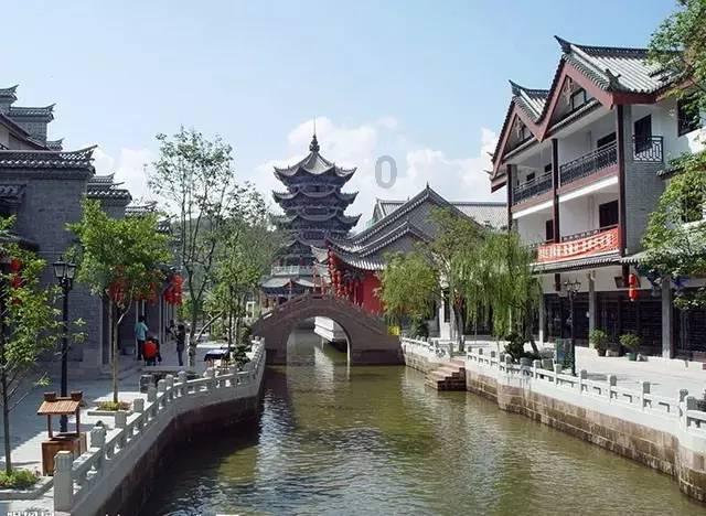 非人学园